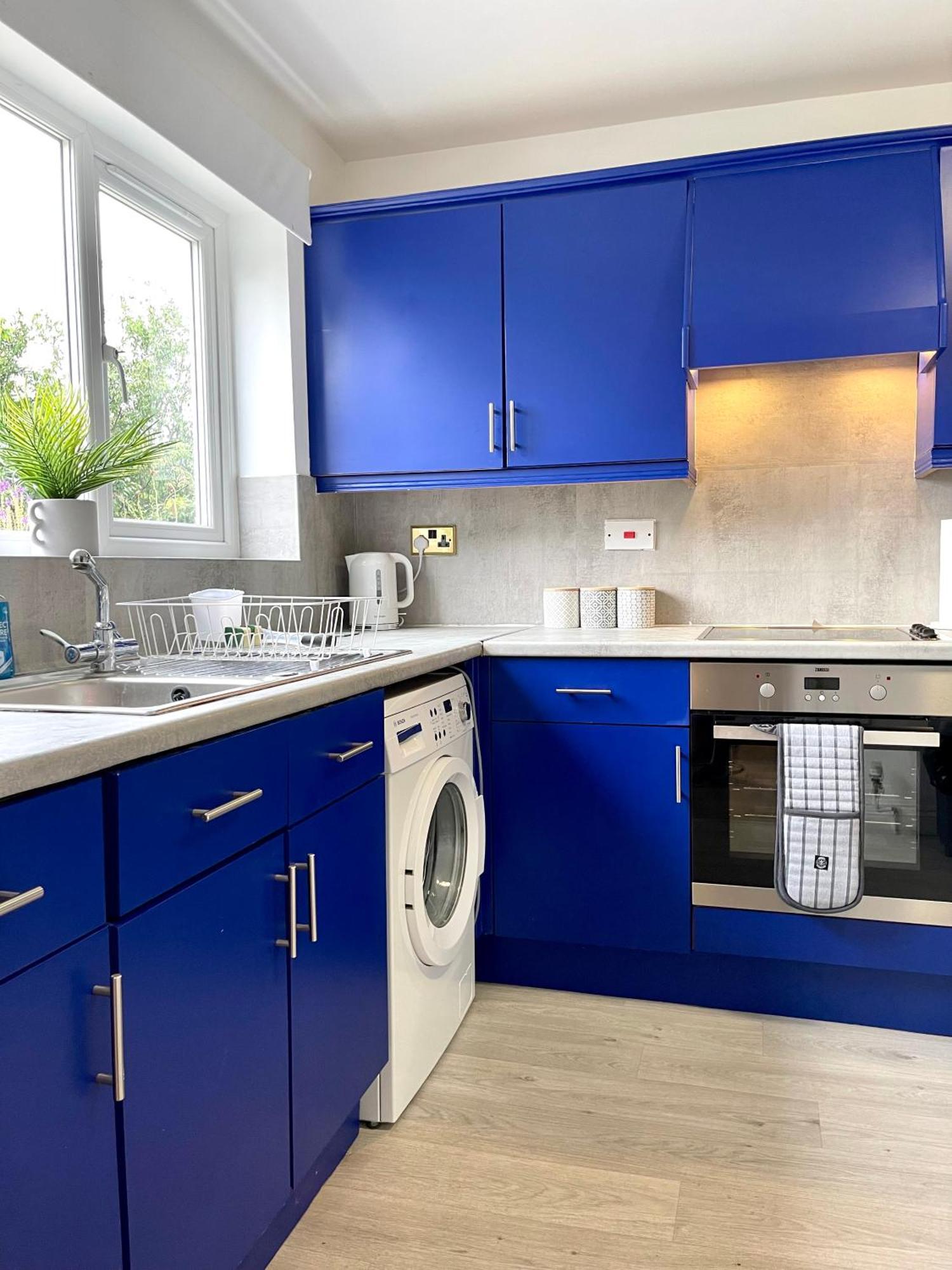 Large 5 Bed Detached House Near Stansted Airport With Parking For 2 Vehicles! Stansted Stays Stansted Mountfitchet Dış mekan fotoğraf